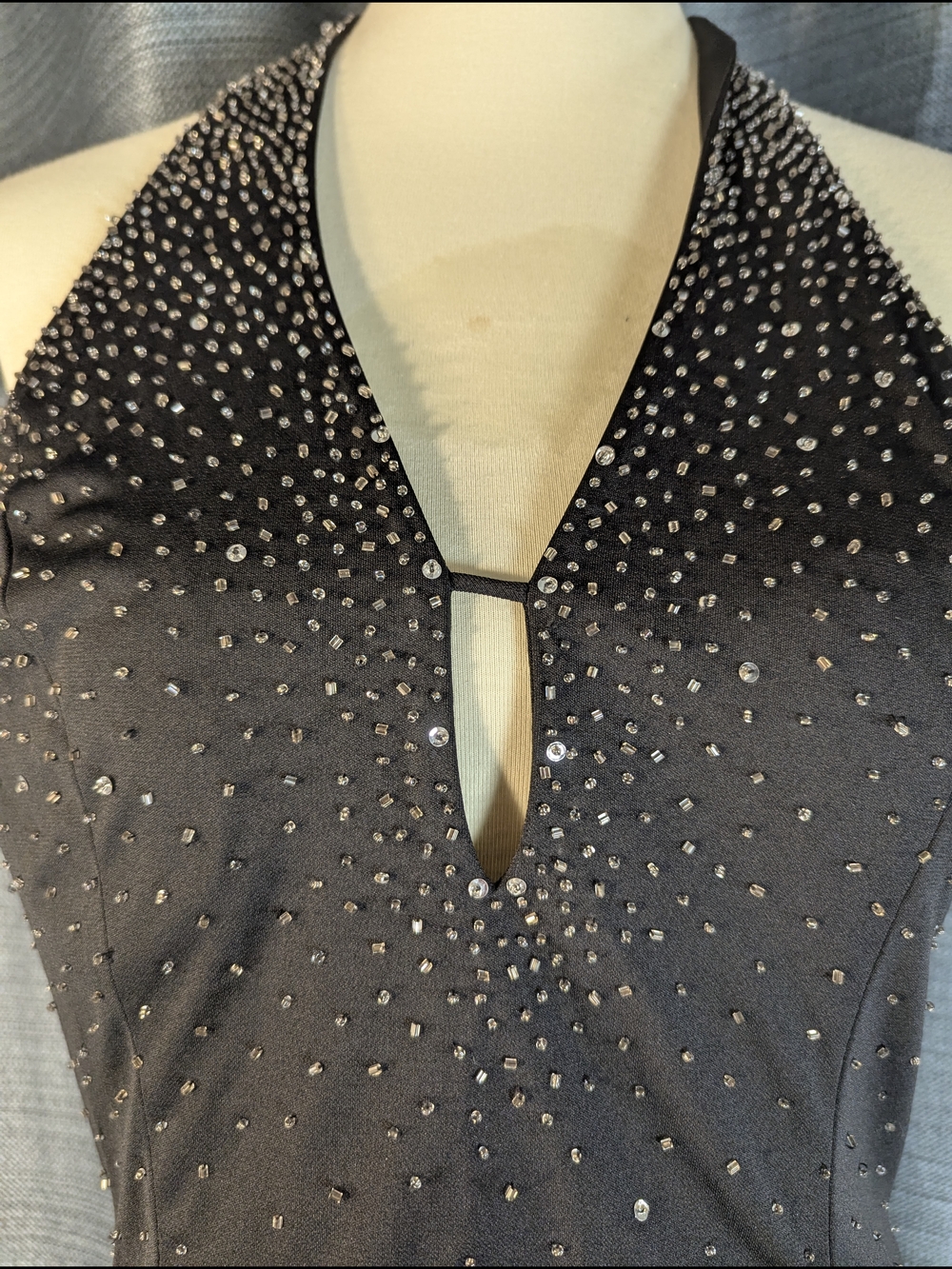Black Rhinestone Halter Keyhole Top - Picture 2 of 9